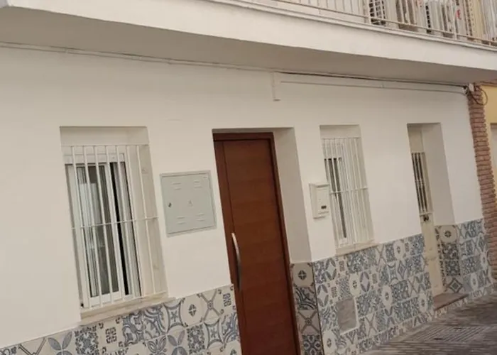 Casa De Tio, 3 Bedroom 2 Bath Townhouse, Casa Centro De Torre Del Mar