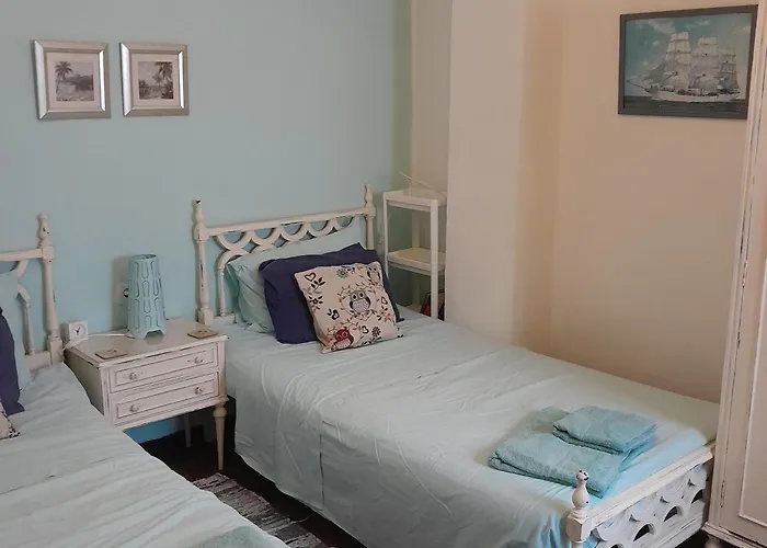 Casa De Tio, 3 Bedroom 2 Bath Townhouse, Casa Centro De Torre Del Mar